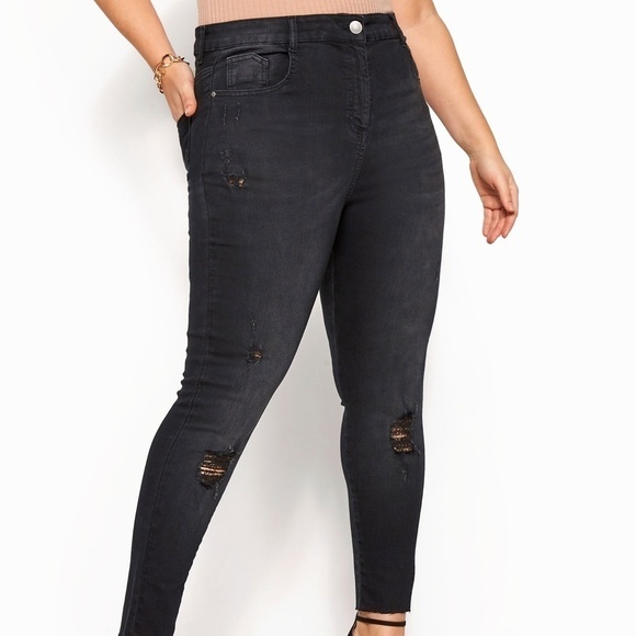 Yours Clothing Ava Black Washed Skinny Jean - US 22 - Picture 2 of 7